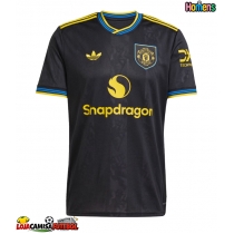 Camisa de Futebol Manchester United Equipamento Alternativo 2025-26 Manga Curta